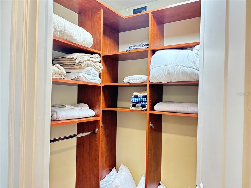 В аренду: $3,200 (2 спален, 2 ванн, 1750 Квадратных фут)