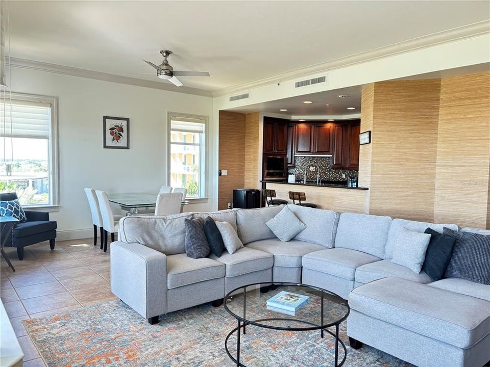В аренду: $3,200 (2 спален, 2 ванн, 1750 Квадратных фут)