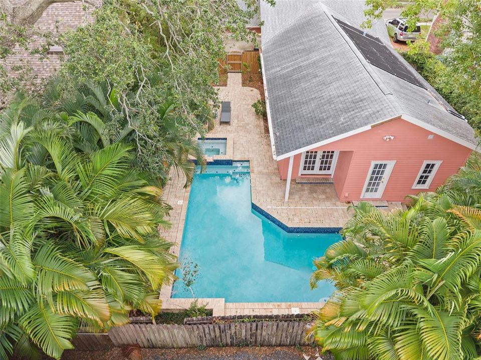 For Sale: $1,150,000 (3 beds, 2 baths, 1652 Square Feet)