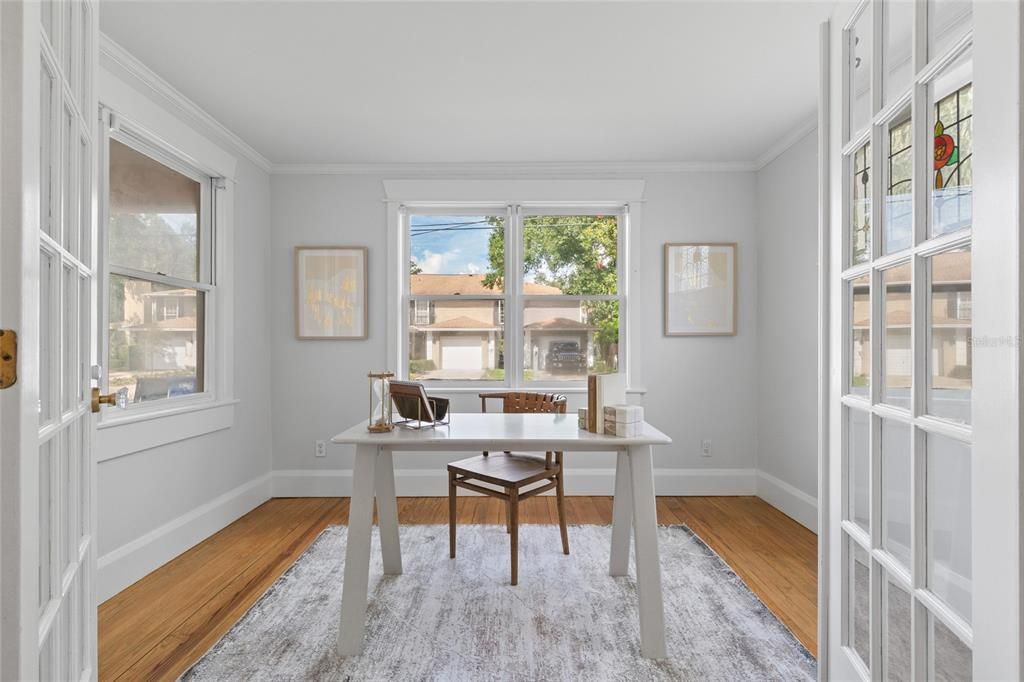 For Sale: $1,150,000 (3 beds, 2 baths, 1652 Square Feet)