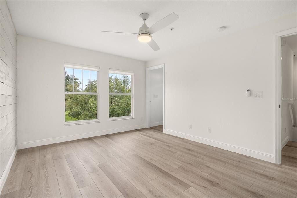 В аренду: $1,975 (3 спален, 2 ванн, 1386 Квадратных фут)