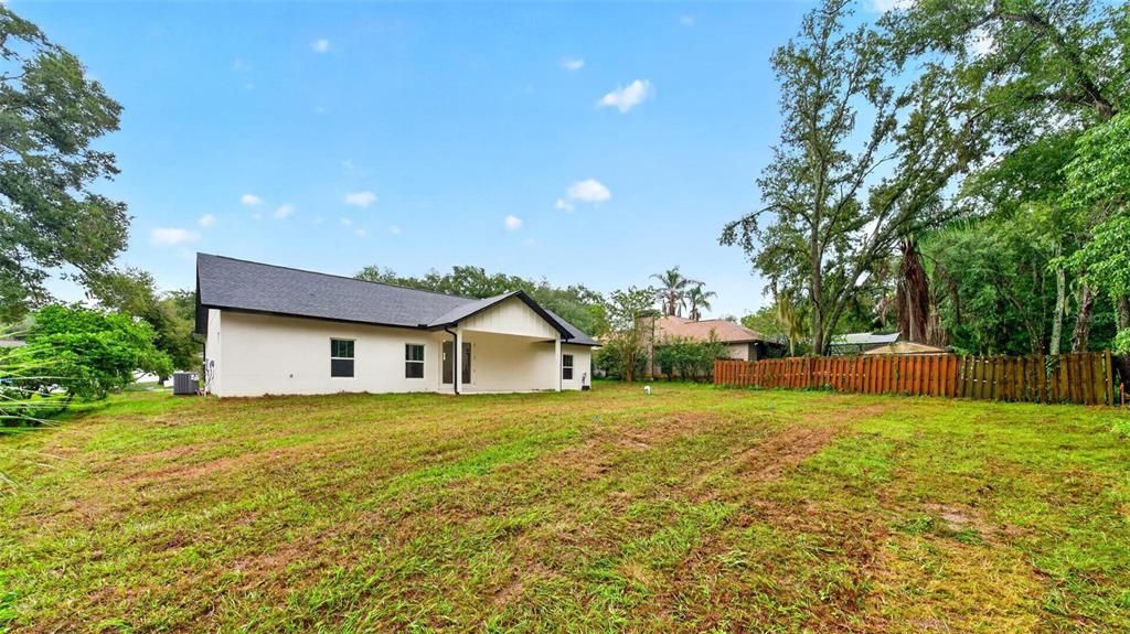 На продажу: $399,000 (3 спален, 2 ванн, 1576 Квадратных фут)