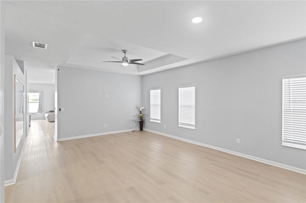 В аренду: $2,850 (4 спален, 2 ванн, 2062 Квадратных фут)