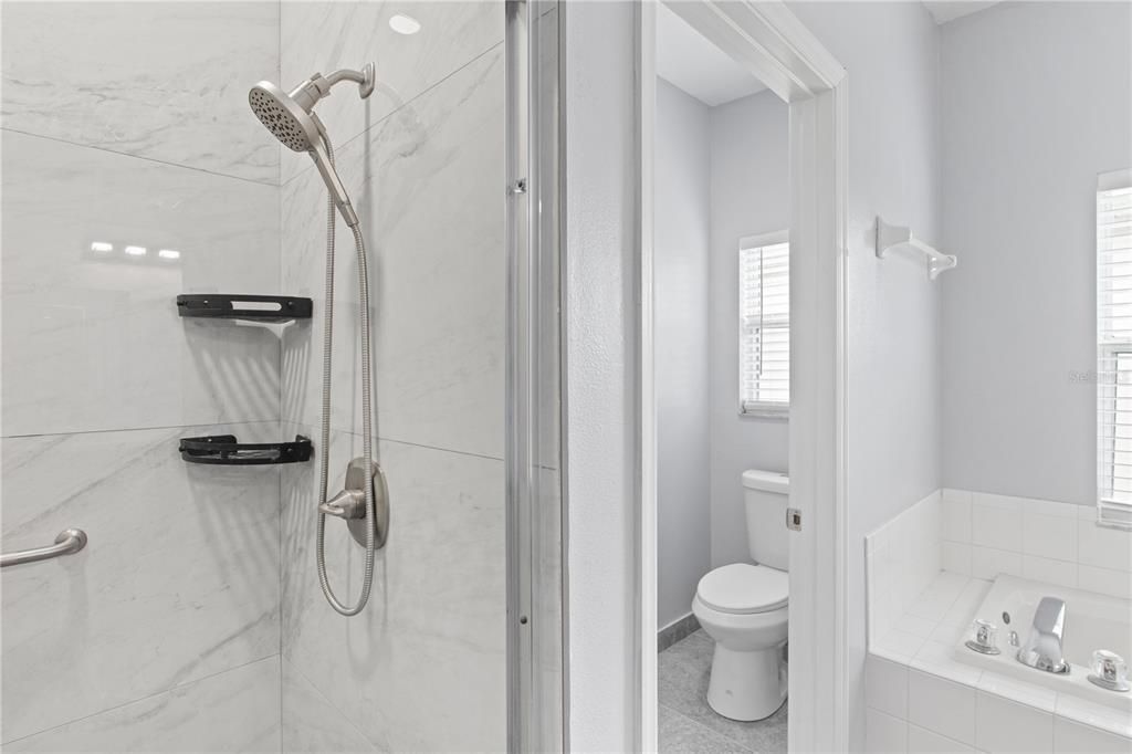 В аренду: $2,850 (4 спален, 2 ванн, 2062 Квадратных фут)