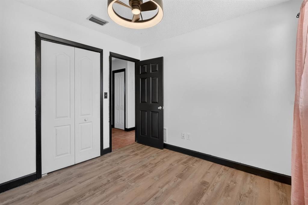 En Venta: $339,000 (4 camas, 2 baños, 1585 Pies cuadrados)
