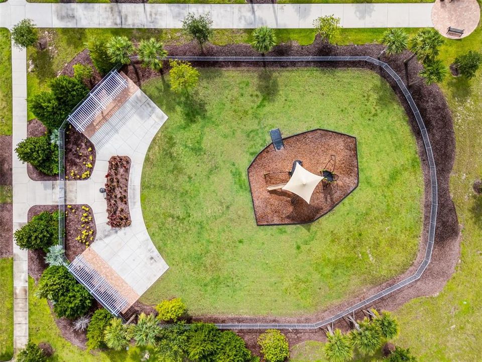 Activo con contrato: $365,000 (3 camas, 2 baños, 1730 Pies cuadrados)