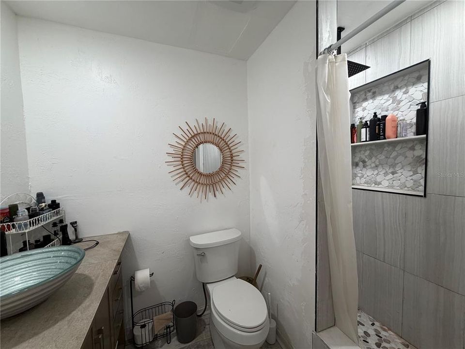 For Sale: $324,900 (3 beds, 2 baths, 1894 Square Feet)