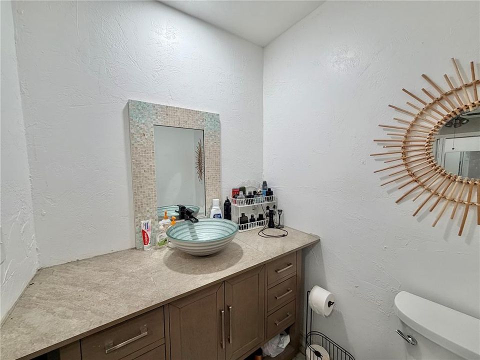 For Sale: $324,900 (3 beds, 2 baths, 1894 Square Feet)