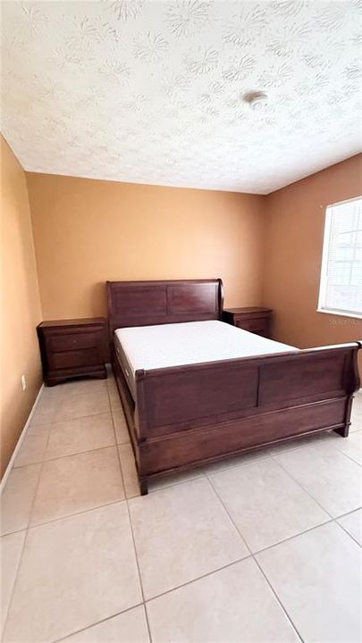 For Rent: $1,495 (1 beds, 1 baths, 730 Square Feet)