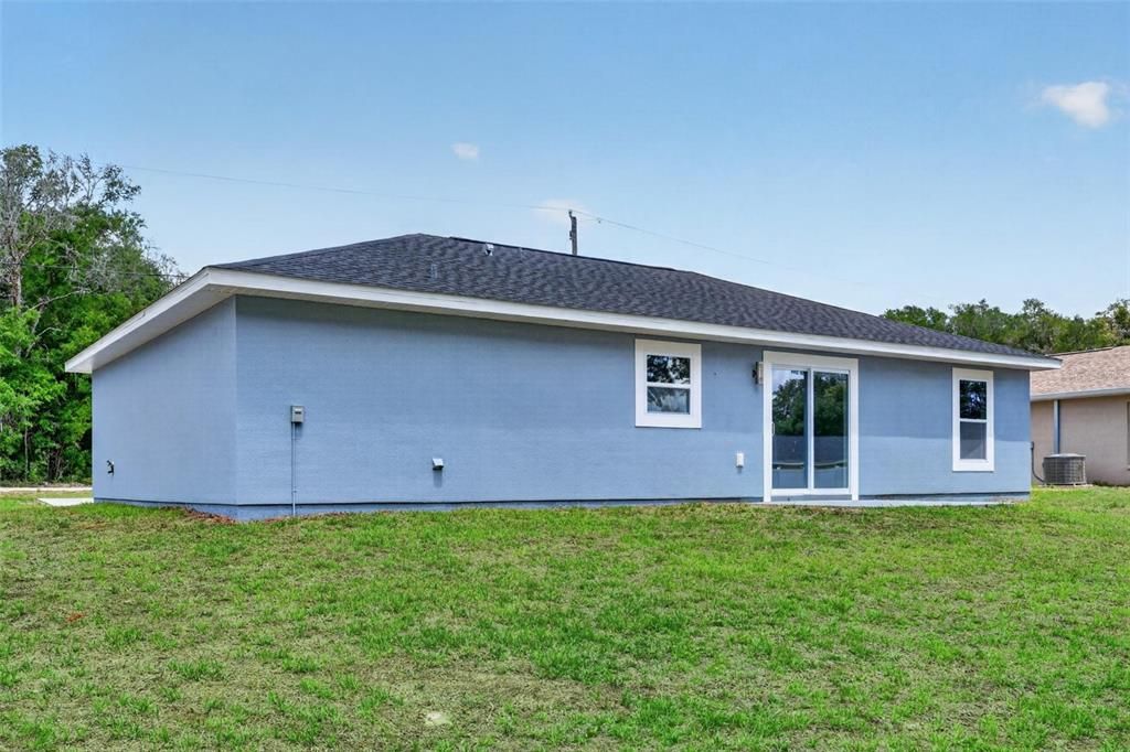 For Sale: $222,900 (3 beds, 2 baths, 1087 Square Feet)