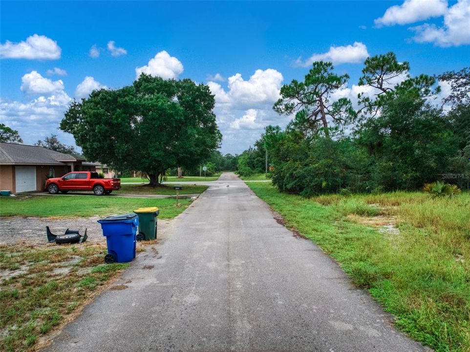 待售: $7,500 (0.23 acres)