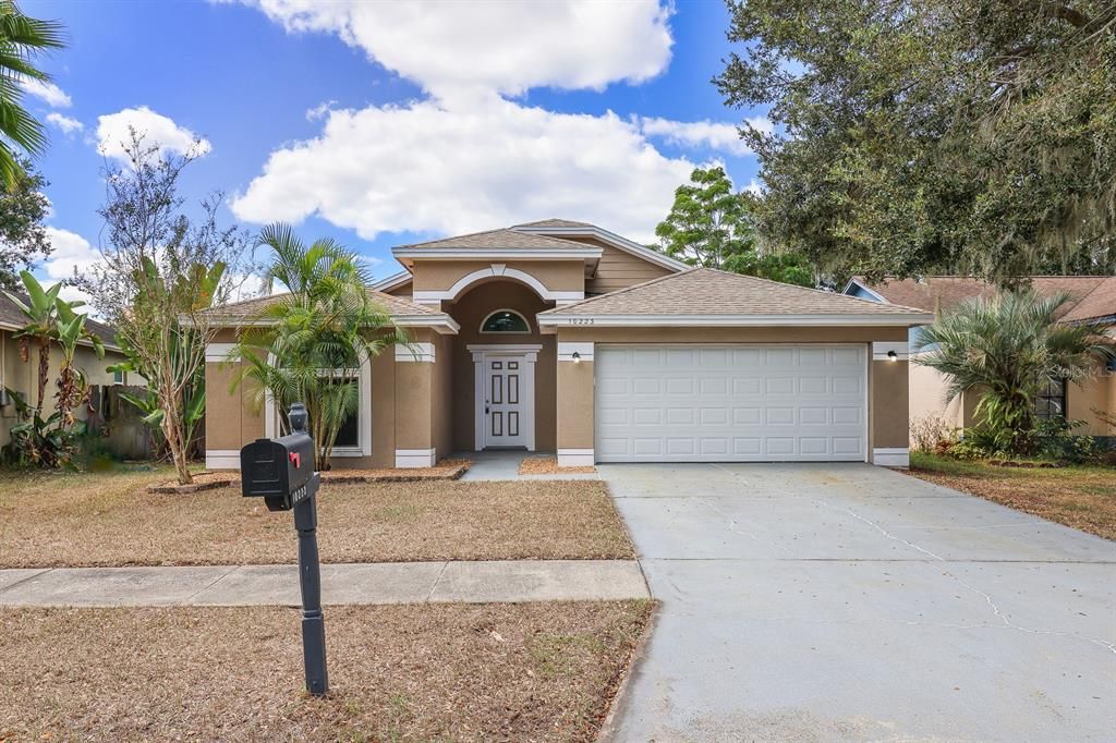 Recently Rented: $2,150 (4 beds, 2 baths, 1484 Square Feet)