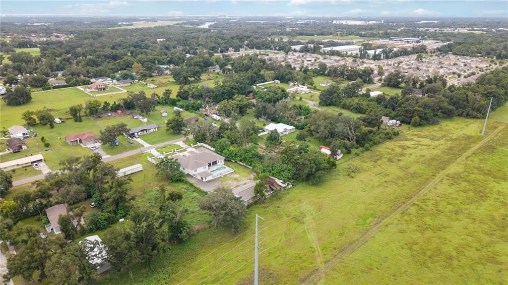 Под контрактом: $160,000 (0.90 acres)