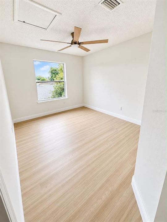 En Venta: $515,000 (4 camas, 2 baños, 2295 Pies cuadrados)