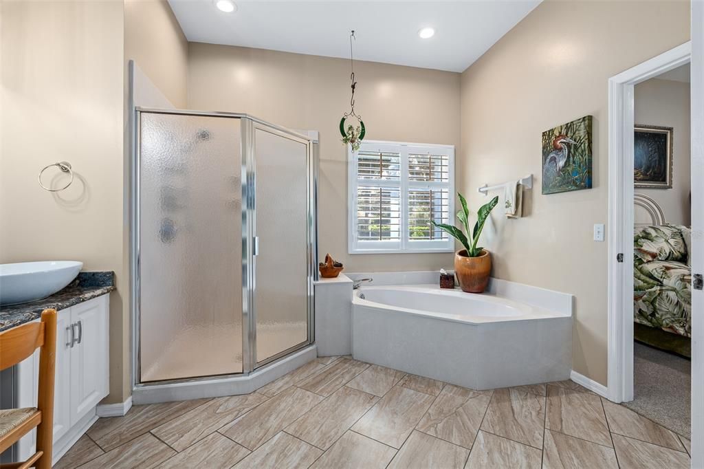 For Sale: $499,000 (3 beds, 4 baths, 2138 Square Feet)