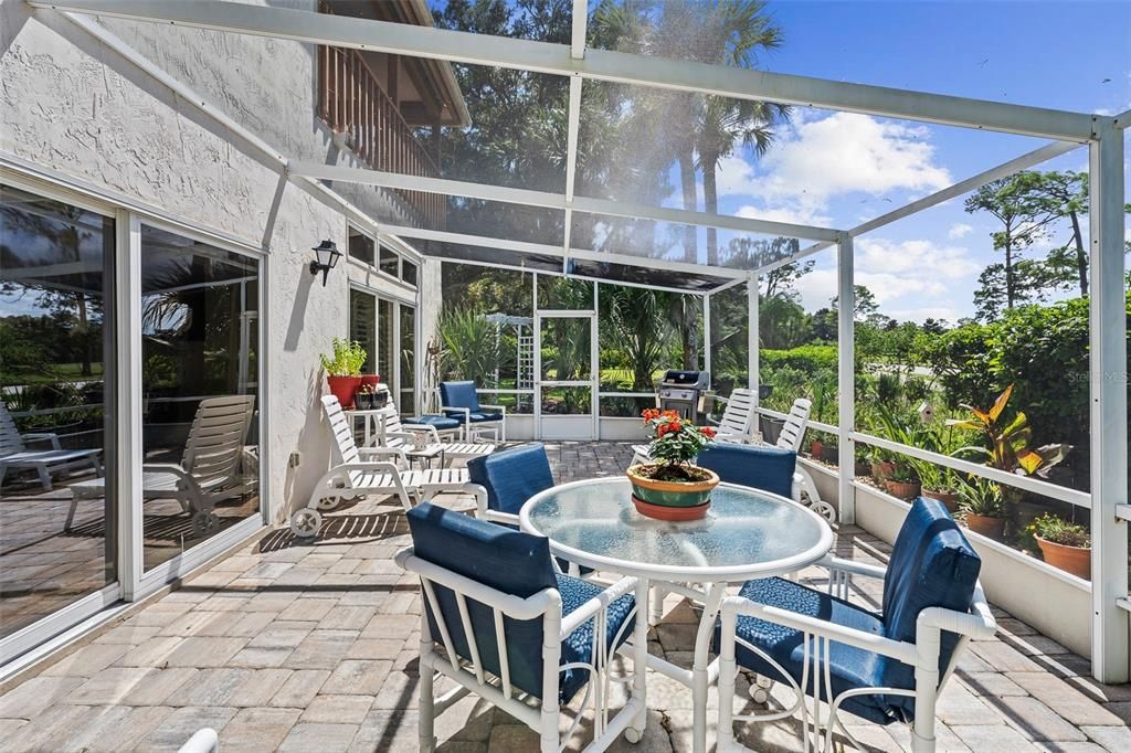 For Sale: $499,000 (3 beds, 4 baths, 2138 Square Feet)