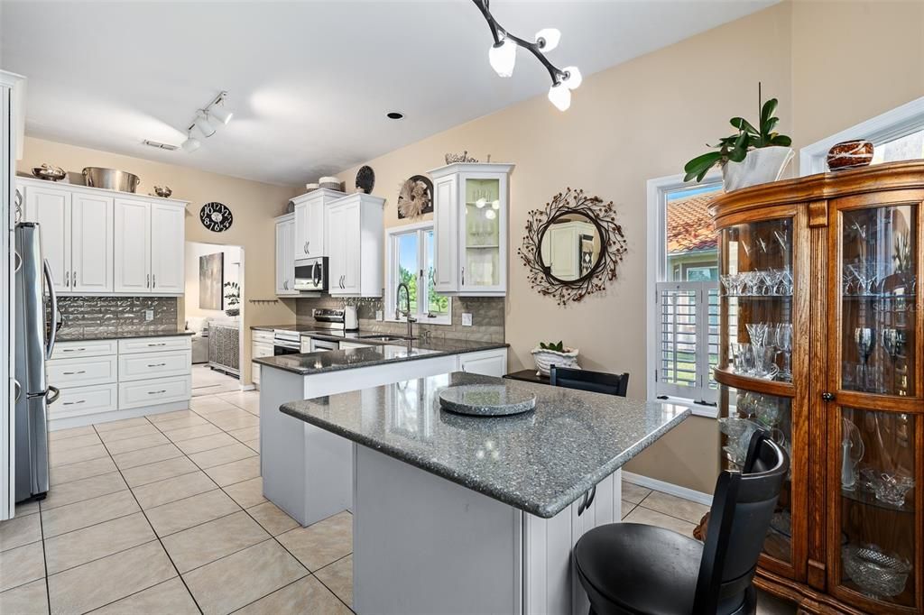 For Sale: $499,000 (3 beds, 4 baths, 2138 Square Feet)