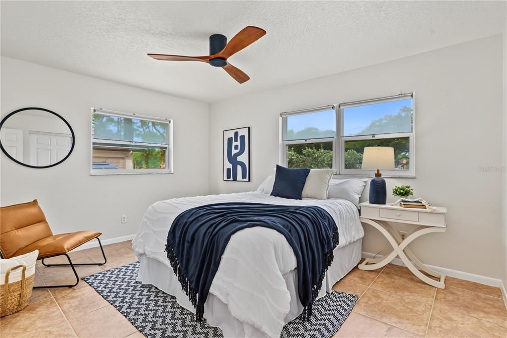 Activo con contrato: $549,000 (3 camas, 2 baños, 1635 Pies cuadrados)