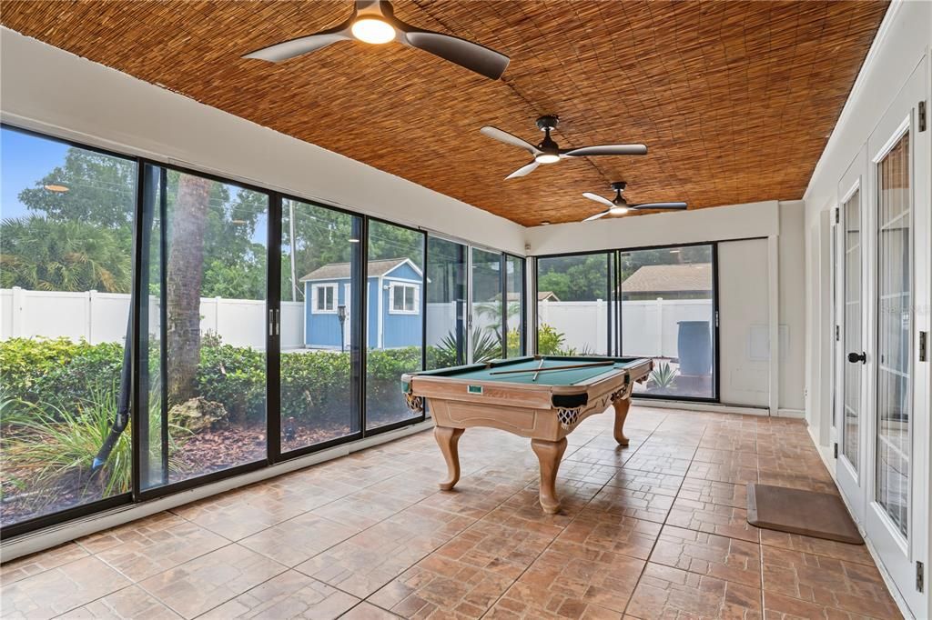 Activo con contrato: $549,000 (3 camas, 2 baños, 1635 Pies cuadrados)
