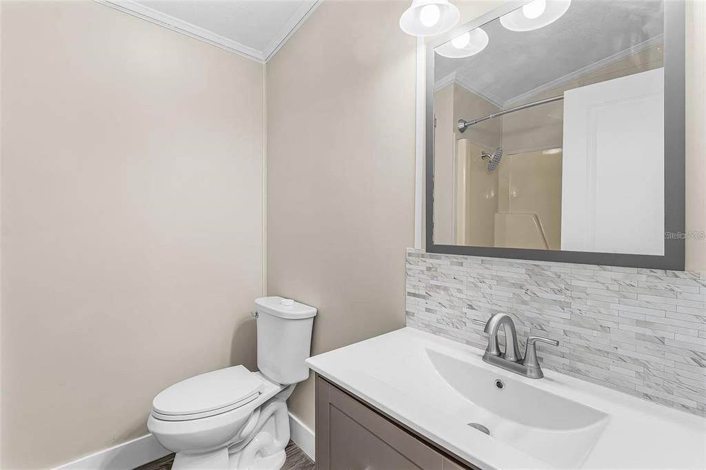 For Rent: $1,800 (2 beds, 2 baths, 947 Square Feet)