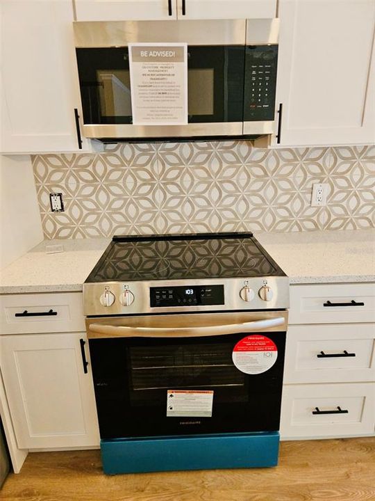 В аренду: $5,500 (5 спален, 2 ванн, 2697 Квадратных фут)