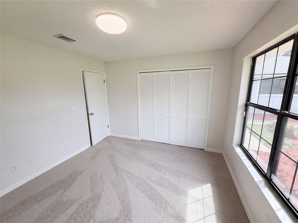 En Venta: $300,000 (3 camas, 2 baños, 1336 Pies cuadrados)