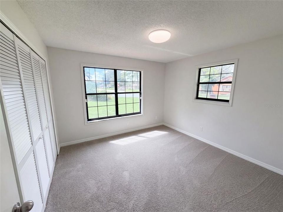 En Venta: $300,000 (3 camas, 2 baños, 1336 Pies cuadrados)