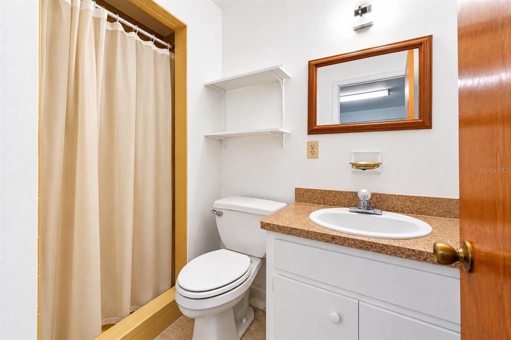 En Venta: $299,000 (4 camas, 3 baños, 2154 Pies cuadrados)