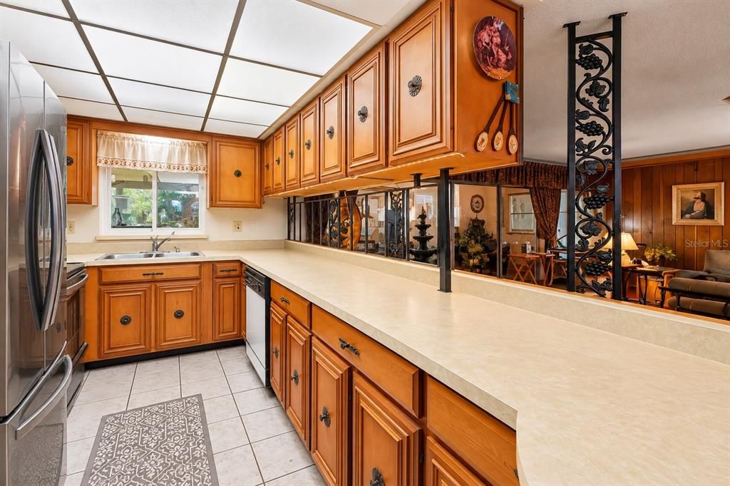 En Venta: $299,000 (4 camas, 3 baños, 2154 Pies cuadrados)