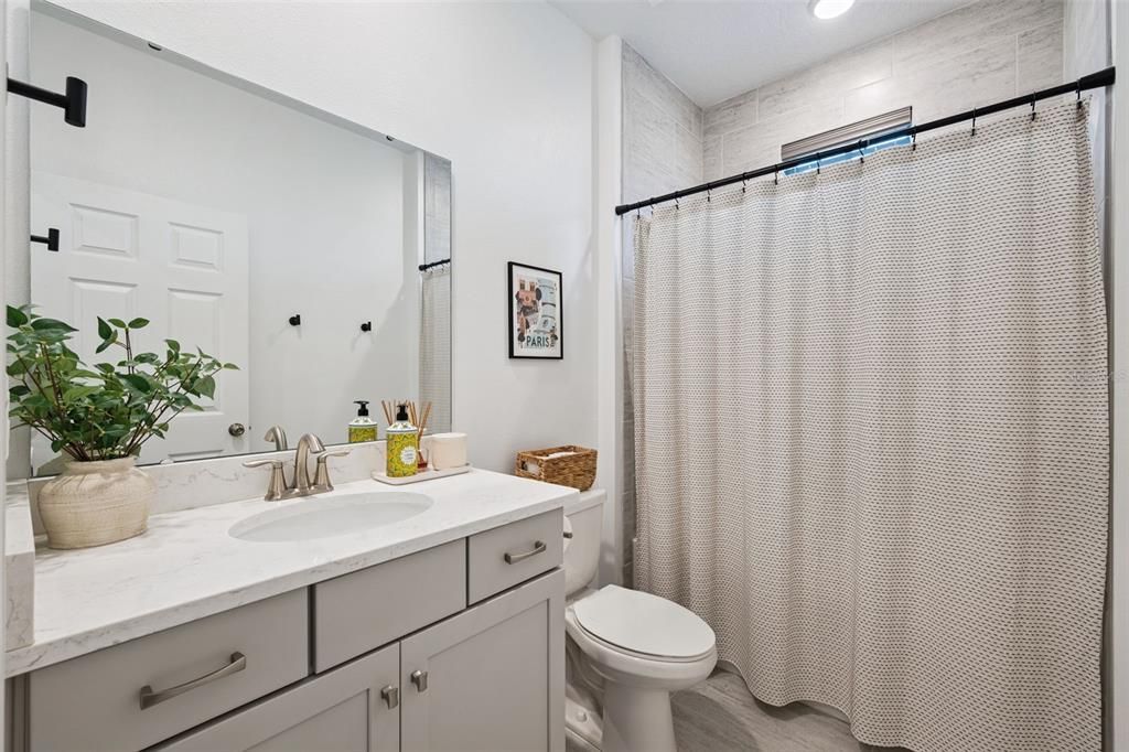 For Sale: $750,000 (3 beds, 2 baths, 1945 Square Feet)
