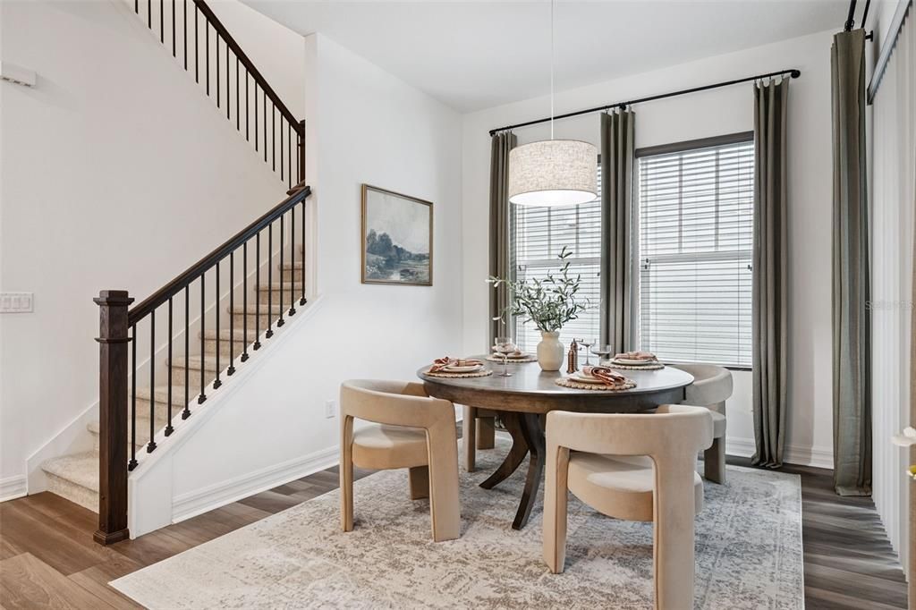 For Sale: $750,000 (3 beds, 2 baths, 1945 Square Feet)