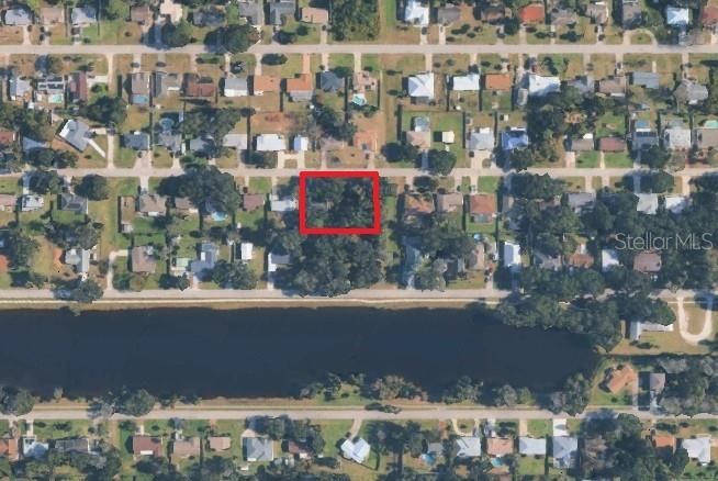 待售: $98,000 (0.34 acres)