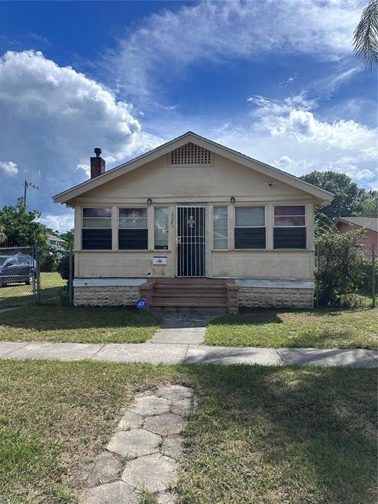En Venta: $410,000 (3 camas, 1 baños, 1240 Pies cuadrados)