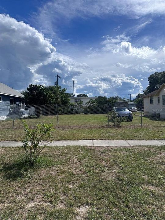 En Venta: $410,000 (3 camas, 1 baños, 1240 Pies cuadrados)