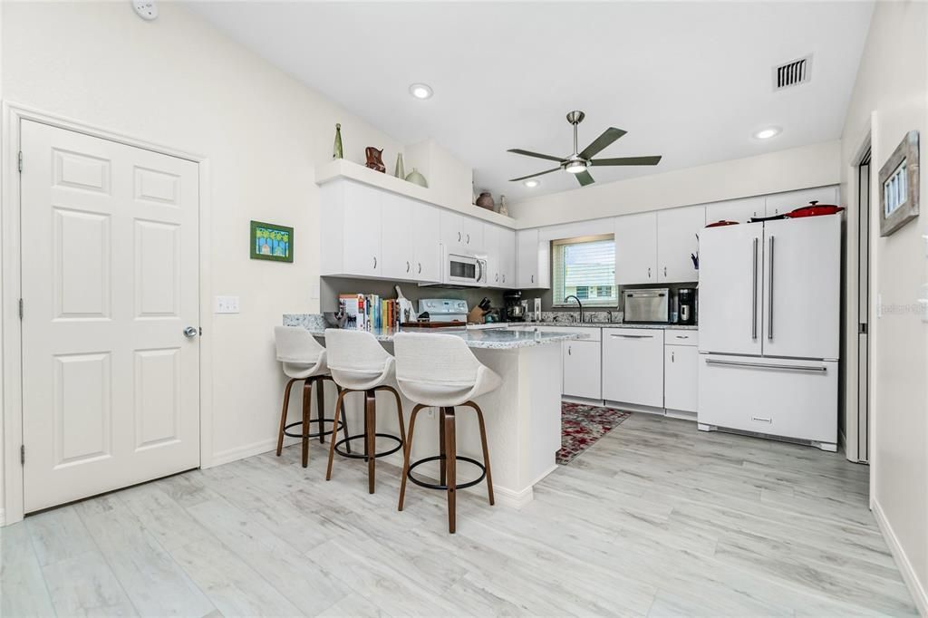 En Venta: $259,900 (2 camas, 2 baños, 1350 Pies cuadrados)