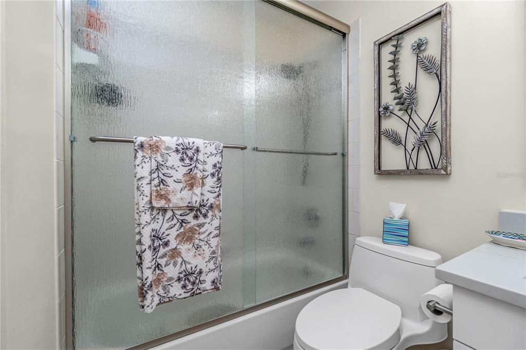 En Venta: $259,900 (2 camas, 2 baños, 1350 Pies cuadrados)