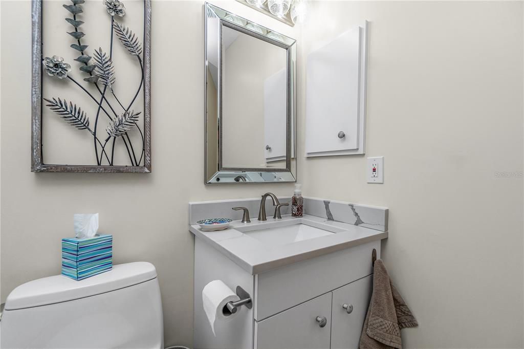 En Venta: $259,900 (2 camas, 2 baños, 1350 Pies cuadrados)