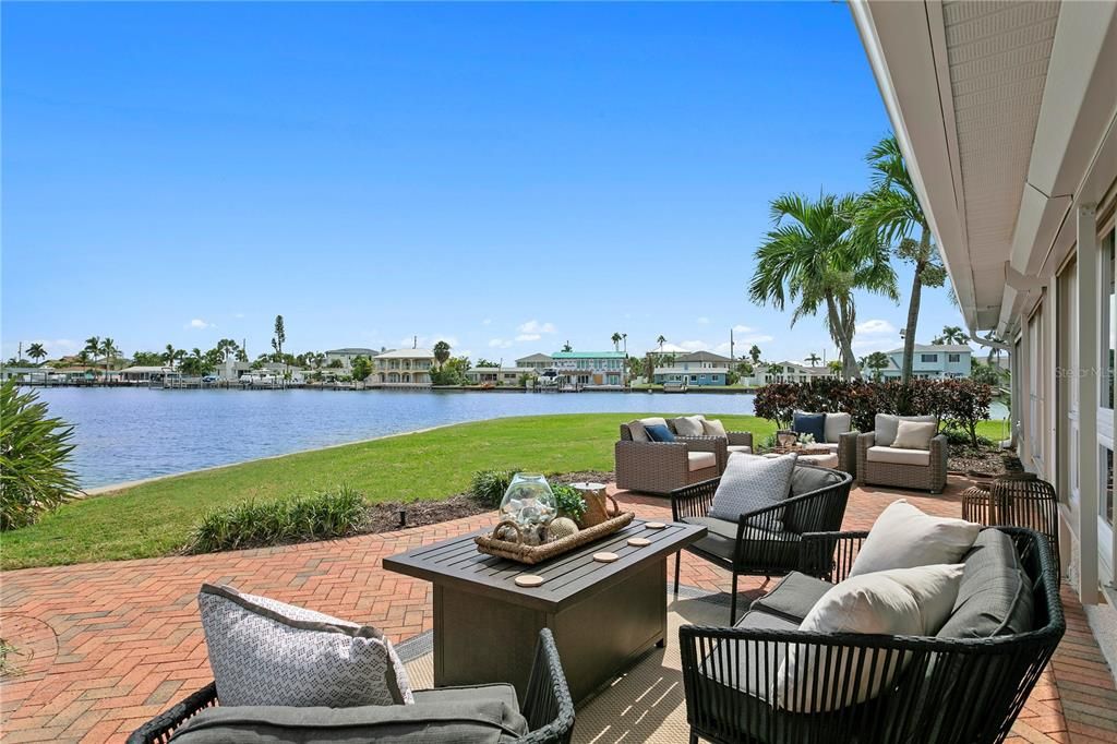 En Venta: $1,850,000 (3 camas, 2 baños, 2213 Pies cuadrados)