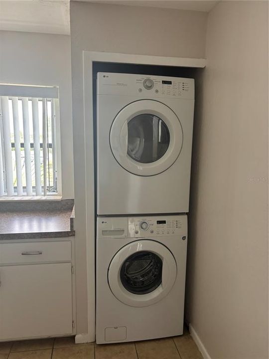 En Renta: $1,600 (2 camas, 2 baños, 1312 Pies cuadrados)