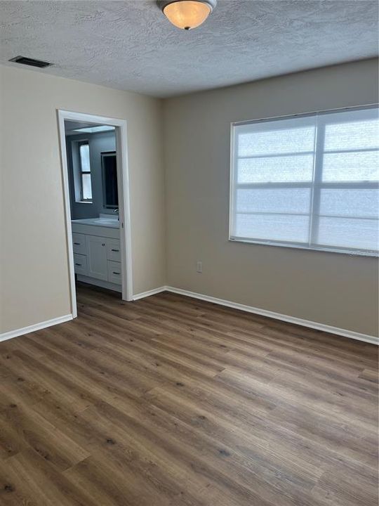 En Venta: $450,000 (3 camas, 2 baños, 1338 Pies cuadrados)