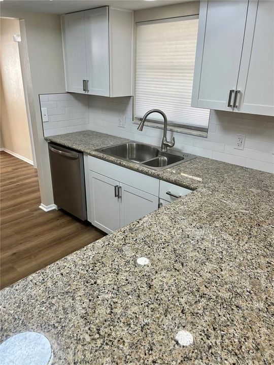 En Venta: $450,000 (3 camas, 2 baños, 1338 Pies cuadrados)