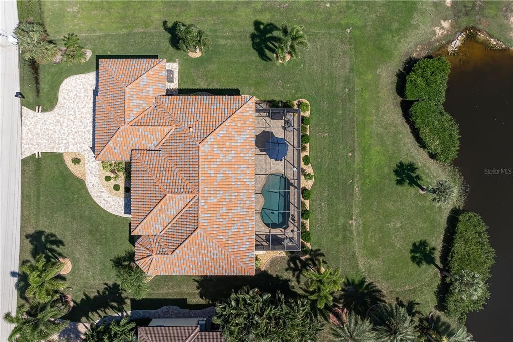 En Venta: $775,000 (3 camas, 2 baños, 2037 Pies cuadrados)