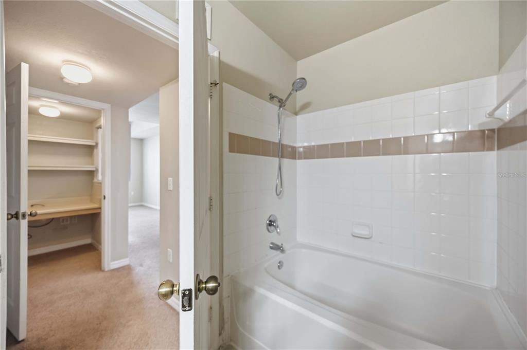 В аренду: $1,350 (1 спален, 1 ванн, 822 Квадратных фут)