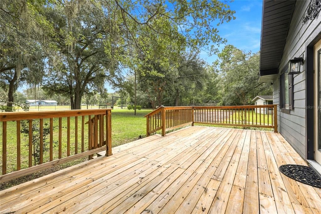 For Sale: $264,900 (3 beds, 2 baths, 1482 Square Feet)