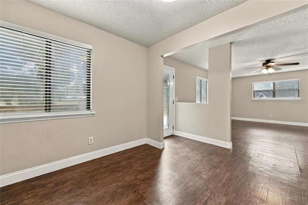 For Sale: $264,900 (3 beds, 2 baths, 1482 Square Feet)