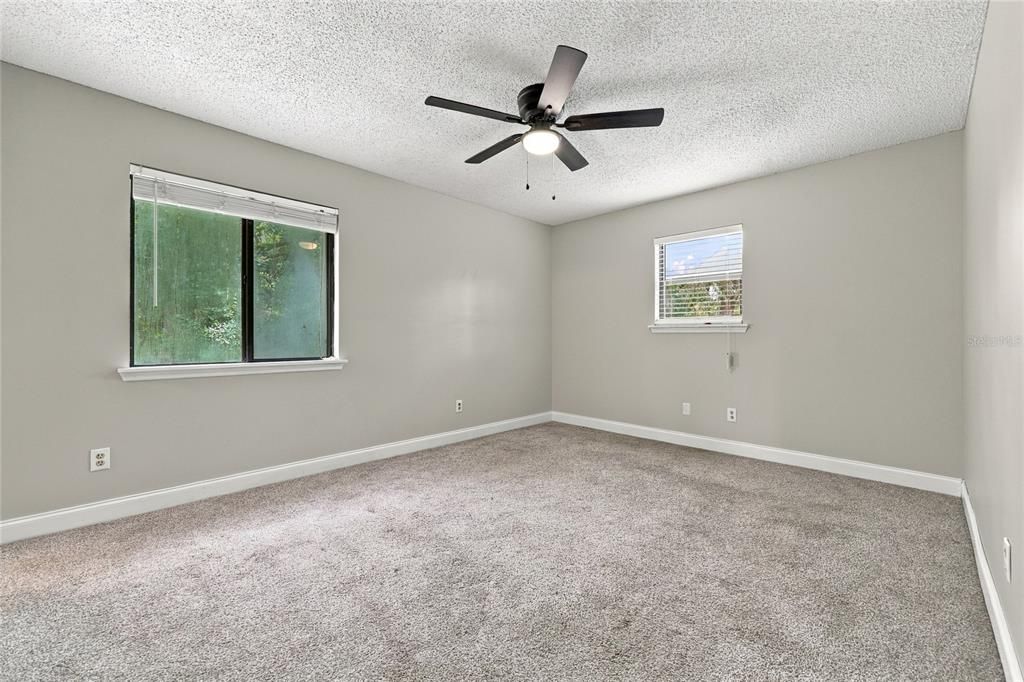 For Sale: $264,900 (3 beds, 2 baths, 1482 Square Feet)