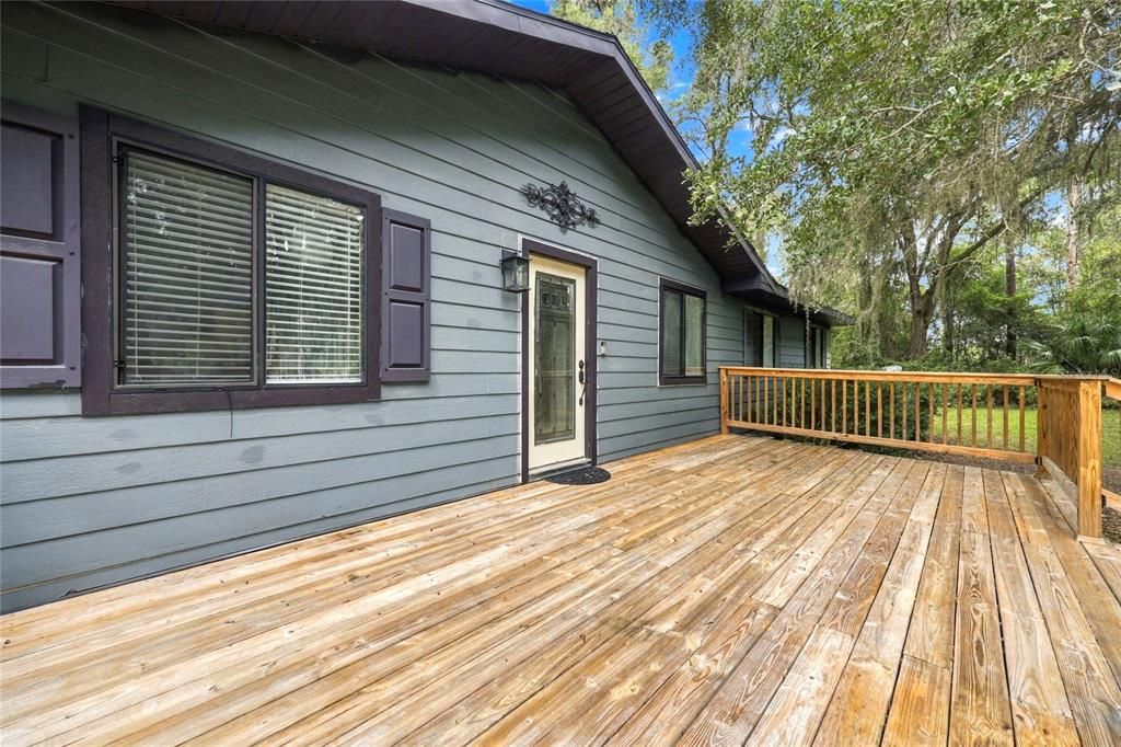 For Sale: $264,900 (3 beds, 2 baths, 1482 Square Feet)