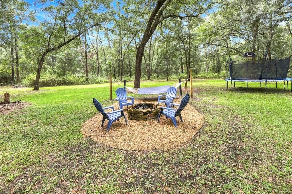 For Sale: $264,900 (3 beds, 2 baths, 1482 Square Feet)