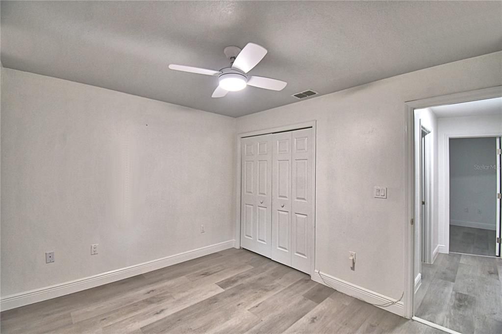 For Sale: $327,000 (3 beds, 2 baths, 1427 Square Feet)