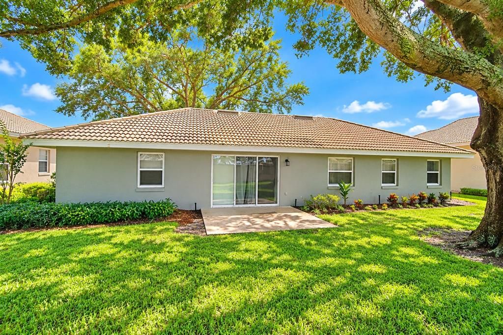 For Sale: $327,000 (3 beds, 2 baths, 1427 Square Feet)
